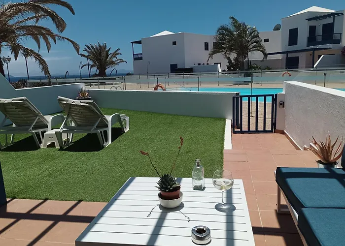 Daire Duplex Con Piscina En 1ª Linea De Mar. Super Vistas *