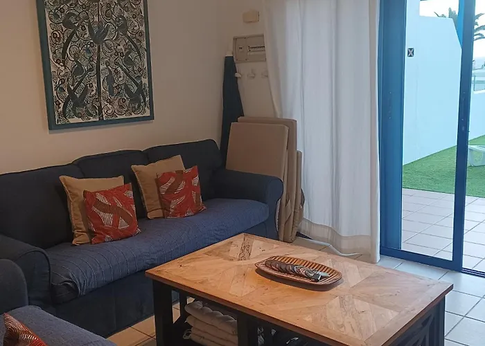 Duplex Con Piscina En 1ª Linea De Mar. Super Vistas *