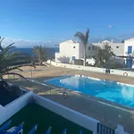 شقة Duplex Con Piscina En 1ª Linea De Mar. Super Vistas