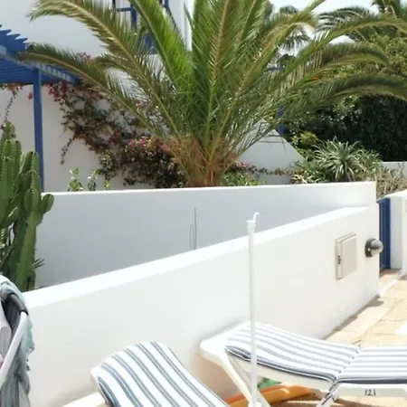 Apartmán Duplex Con Piscina En 1ª Linea De Mar. Super Vistas Playa Blanca (Lanzarote)