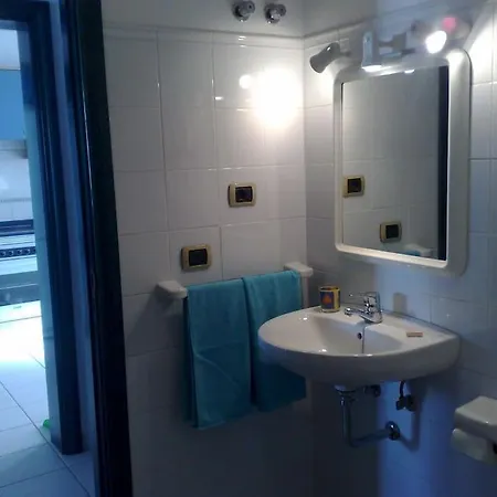 Duplex Con Piscina En 1ª Linea De Mar. Super Vistas Apartmán *